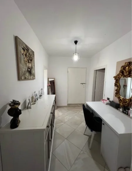 Tirane, shitet apartament 1+1+Ballkon Kati 6, 60 m² 95.000 € (Pranë Gjykatës Administrative, Don Bosko)
