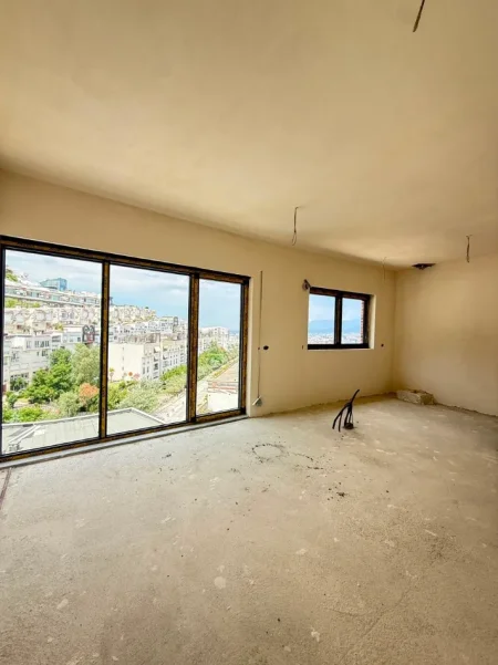 Tirane, shitet apartament duplex 3+1+Ballkon Kati 3, 212 m² 365.650 € (KODRA DIELLIT 2)