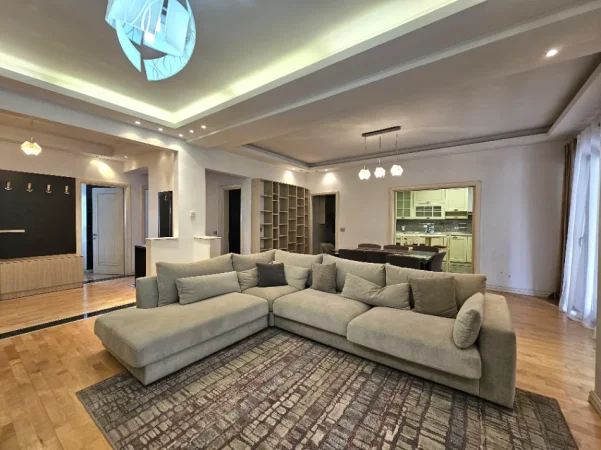 Tirane, shitet apartament 2+1+Ballkon Kati 7, 151 m² 410.000 € (MYSLYM SHYR)
