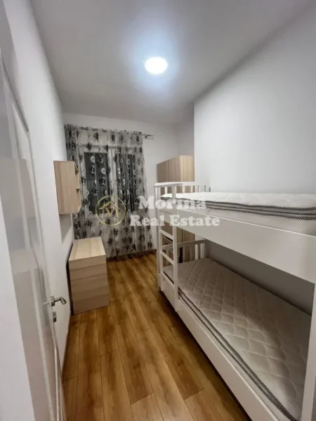Tirane, jepet me qera apartament 2+1 Kati 3, 90 m² 400 € (Kamëz)