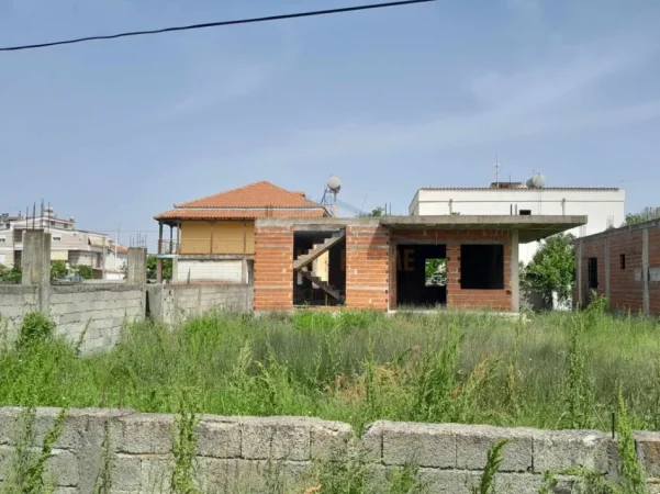Durres, shitet shtepi Vile 1 Katshe Kati 1, 514 m² (Unaza Durres)