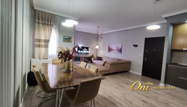 Tirane, jepet me qera apartament 2+1 Kati 1, 100 m² 600 € (KOPSHTI BOTANIK)