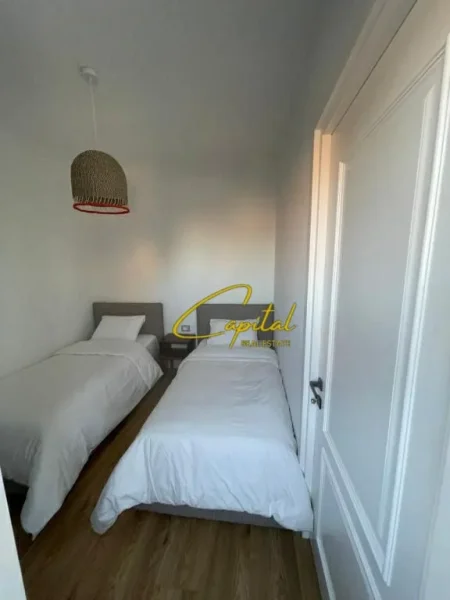 Tirane, jepet me qera apartament+verande | Penthouse 1+1 Kati 9, 100 m² 1.400 € (ISH BLLOKU)