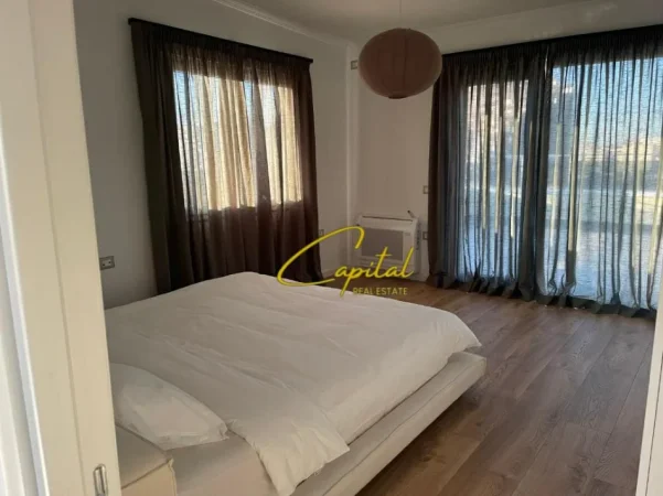 Tirane, jepet me qera apartament+verande | Penthouse 1+1 Kati 9, 100 m² 1.400 € (ISH BLLOKU)