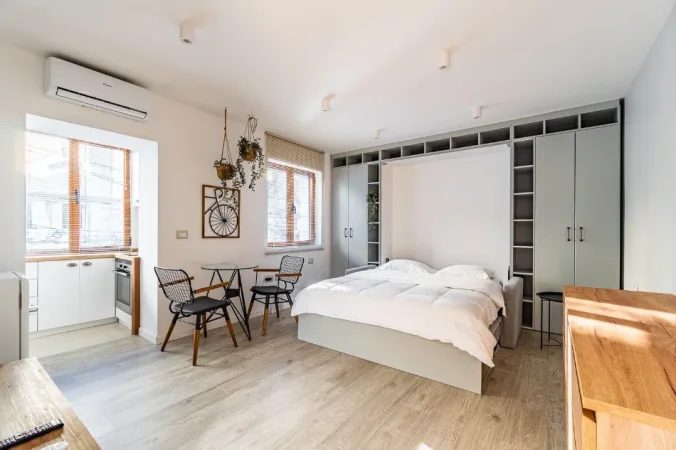 Tirane, jepet me qera apartament 1+1 Kati 2, 40 m² 500 € (SHKOLLA E KUQE)