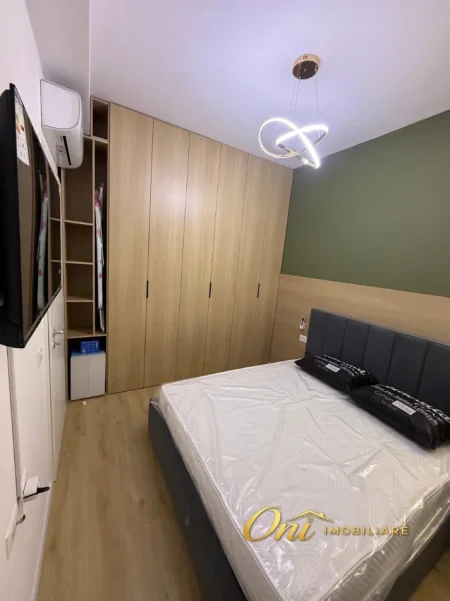 Tirane, jepet me qera apartament 2+1 Kati 6, 60 m² 500 € (ALI DEMI)