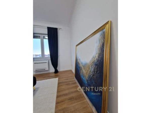 Tirane, shitet apartament 2+1+BLK Kati 8, 124 m²  (Reshit Collaku, Shallvaret)