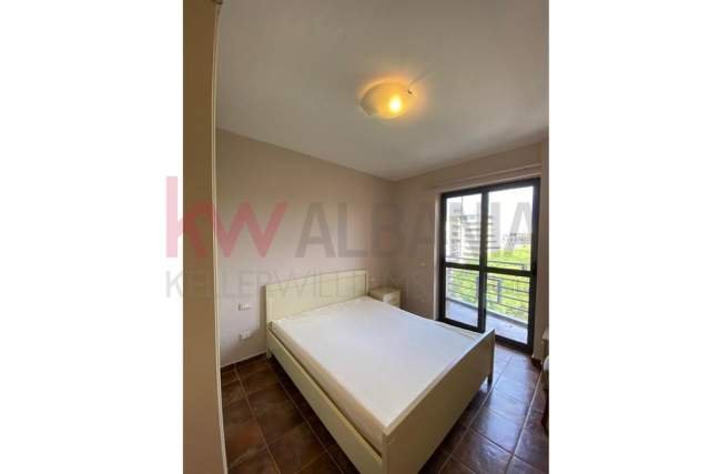 Tirane, jepet me qera apartament 2+1 Kati 7, 87 m² 600 Euro (sheshi italia)