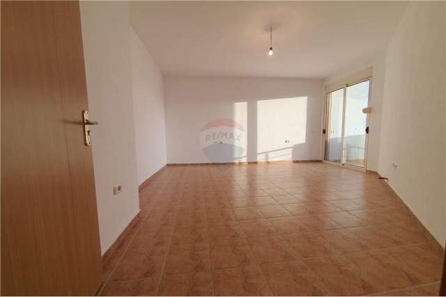 Tirane, shitet apartament 2+1+BLK Kati 8, 93 m² 93.000 Euro