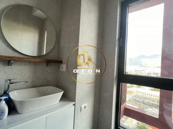 JEPET ME QIRA APARTAMENT 2+1+2 PER BIZNES TEK TIRANA GARDEN BUILDING, RRUGA E KAVAJES!