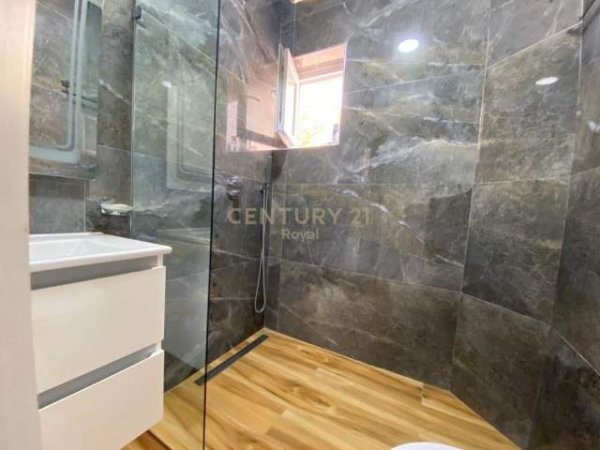 Tirane, jepet me qera apartament 1+1, 550 Euro (Spitali Amerikan 2)