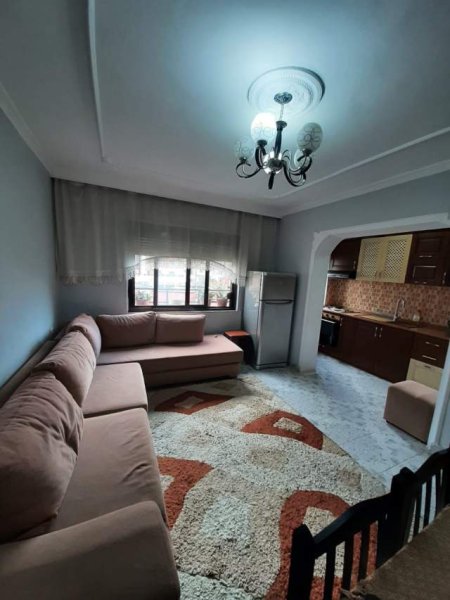 Tirane, jepet me qera apartament 1+1+BLK Kati 4, 70 m² 400 Euro (Rruga Myslym Lela)