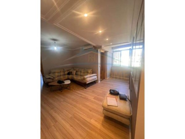 Tirane, shitet Penthouse 2+1 Kati 9, 112 m² 250.000 Euro (Myslym Shyri)