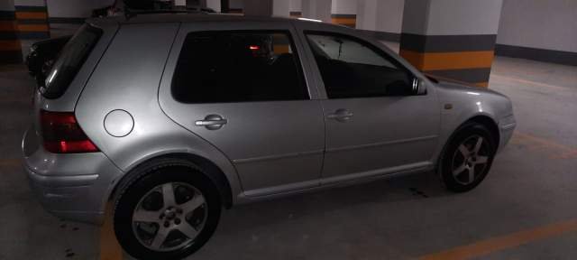 Tirane, shes makine Volkswagen GOLF 4 Viti 2002, 190.000 Leke