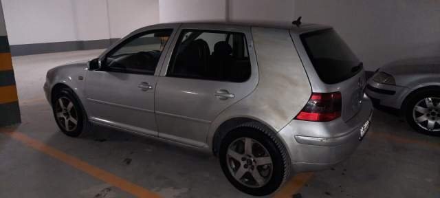 Tirane, shes makine Volkswagen GOLF 4 Viti 2002, 190.000 Leke