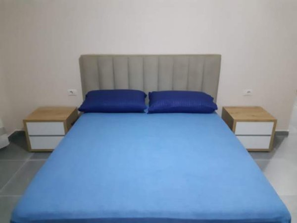 Tirane, jepet me qera apartament 2+1+BLK Kati 2, 140 m² 800 Euro (KODRA E DIELLIT)