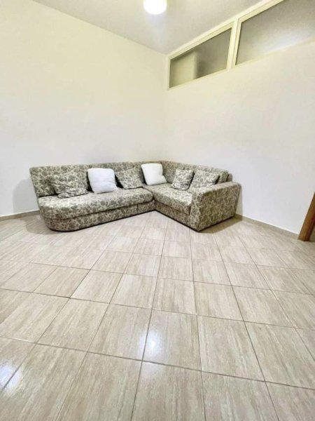 Tirane, ofert apartament Kati 5, 70 m² 85.000 Euro (Midis Zogut te Zi dhe Laprakes)