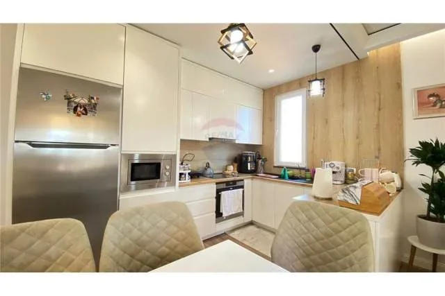 Tirane, shitet apartament 2+1+A+BLK Kati 3, 112 m² 130.000 Euro (Sadik Petrela)