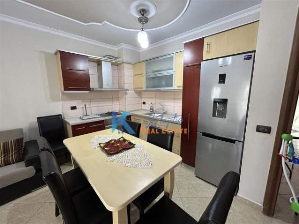 Tirane, jepet me qera apartament 2+1+BLK Kati 5, 100 m² 500 Euro (Don Bosko)