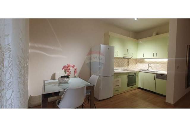 Tirane, jepet me qera apartament 2+1+BLK Kati 3, 115 m² 700 Euro (Eduart Mano)