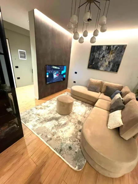Tirane, shitet apartament 2+1 , 91 m² 215.000 € (Ali Demi)