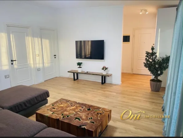 Tirane, jepet me qera apartament 2+1 Kati 6, 100 m² 1.400 € (BLLOKU)