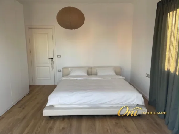 Tirane, jepet me qera apartament 2+1 Kati 6, 100 m² 1.400 € (BLLOKU)