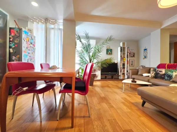 Tirane, shitet apartament 2+1 , 115 m² 409.000 € (bllok)