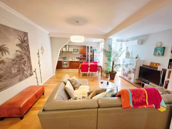 Tirane, shitet apartament 2+1 , 115 m² 409.000 € (bllok)