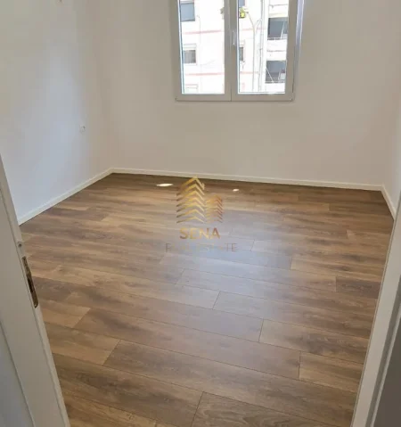 Tirane, shitet apartament 1+1 Kati 3, 59 m² 140.000 € (Rruga e Kavajes)