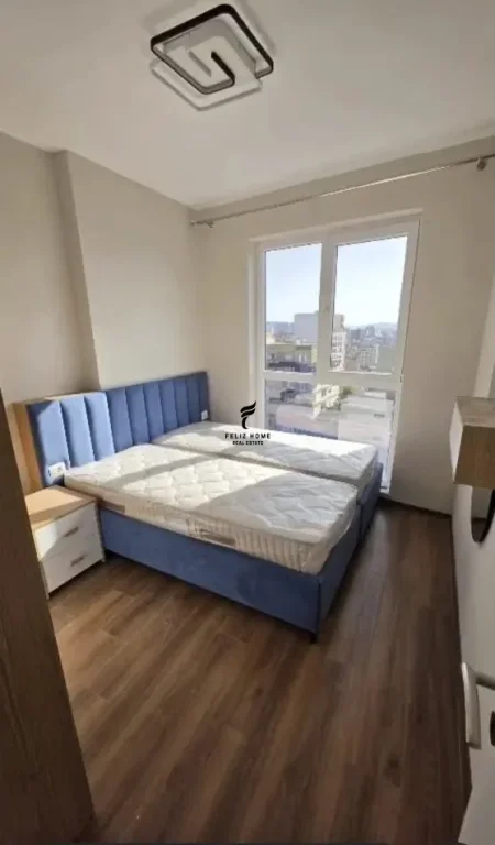 Tirane, jepet me qera apartament 1+1 Kati 8, 70 m² 550 € (RRUGA E DIBRES)