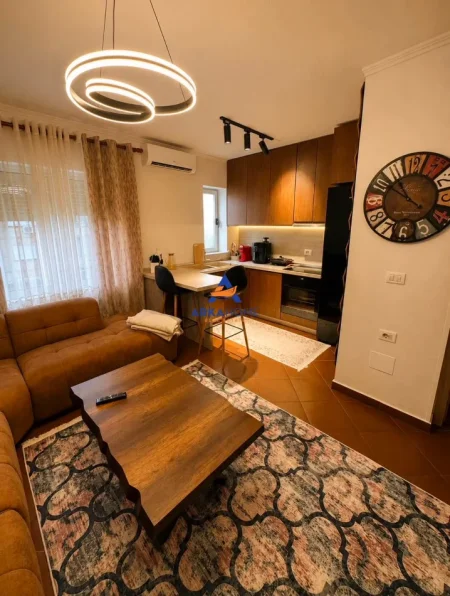 Tirane, shitet apartament 1+1+Ballkon Kati 5, 56 m² 134.264 € 