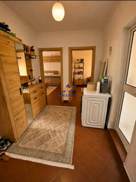 Tirane, shitet apartament 1+1+Ballkon Kati 5, 56 m² 134.264 € 