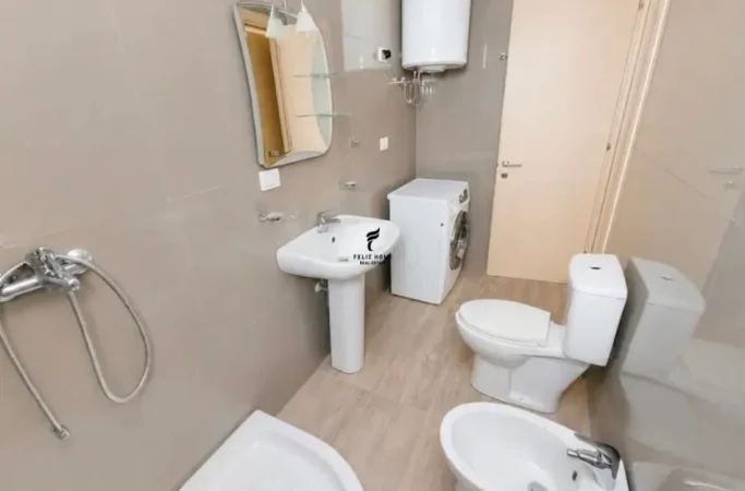 Tirane, jepet me qera apartament 2+1 Kati 4, 105 m² 700 € (KOPSHTI ZOOLOGJIK)