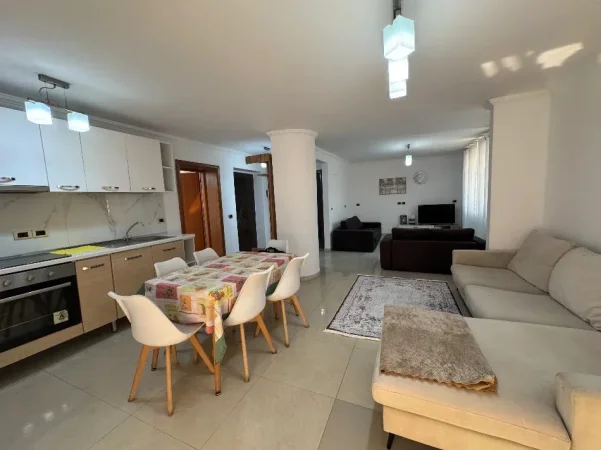 Tirane, jepet me qera apartament 1+1 Kati 1, 78 m² 500 € (Brryli)