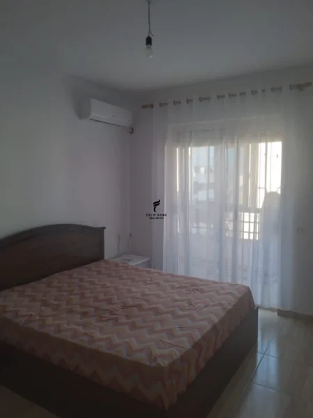 Tirane, jepet me qera apartament 2+1 Kati 8, 70 m² 450 € (YZBERISHT)
