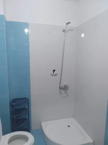 Tirane, jepet me qera apartament 2+1 Kati 8, 70 m² 450 € (YZBERISHT)