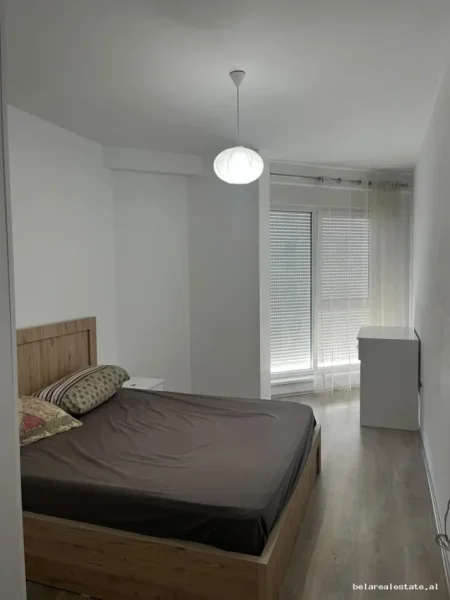 Tirane, jepet me qera apartament 2+1+Ballkon Kati 4, 106 m² 590 € (Bulevardi i Ri)