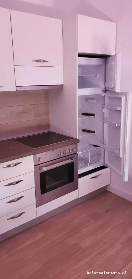 Tirane, jepet me qera apartament 1+1+Ballkon Kati 1, 45 m² 430 € (Ali Demi)
