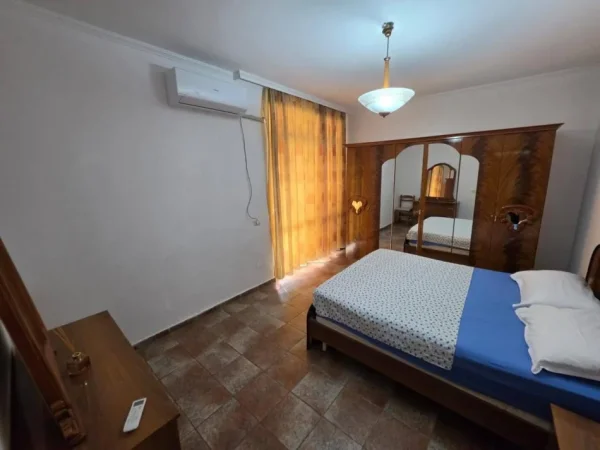 Tirane, jepet me qera apartament 2+1 Kati 8, 100 m² 600 € (Selvia)