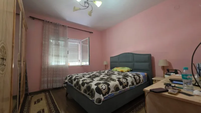 Tirane, shitet apartament 3+1+Aneks+Ballkon , 125 m² (Rruga Komuna e Parisit)