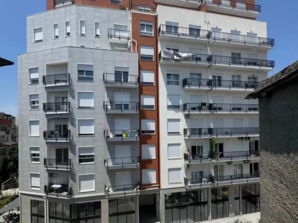 Tirane, shitet apartament 1+1+Ballkon Kati 6, 68 m² 180.000 € (Rezidenca Eshli)