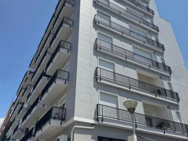 Tirane, shitet apartament 1+1+Ballkon Kati 6, 68 m² 180.000 € (Rezidenca Eshli)