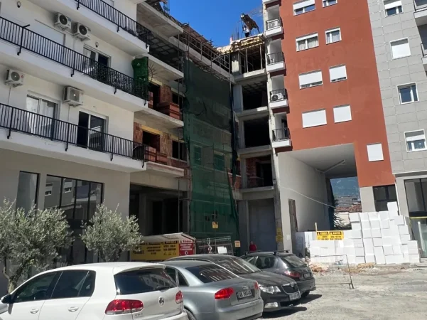 Tirane, shitet apartament 1+1+Ballkon Kati 6, 68 m² 180.000 € (Rezidenca Eshli)