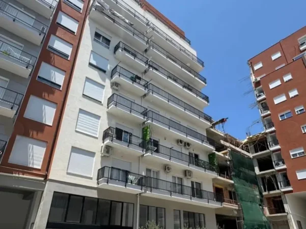 Tirane, shitet apartament 1+1+Ballkon Kati 6, 68 m² 180.000 € (Rezidenca Eshli)