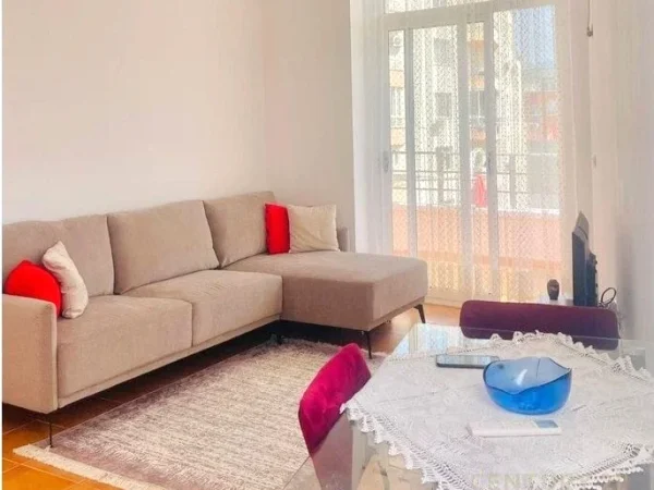 Tirane, shitet apartament 1+1+Ballkon Kati 5, 59 m² 150.000 € (Kompleksi Fratari)
