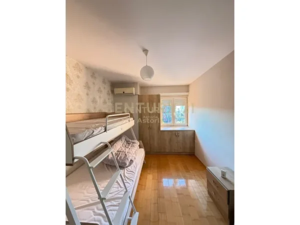 Tirane, shitet apartament 2+1 Kati 5, 107 m² 370.000 € (stadiumi air albania)