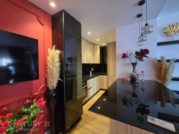 Tirane, jepet me qera apartament 1+1 Kati 6, 75 m² 850 € (rruga e kosovareve)