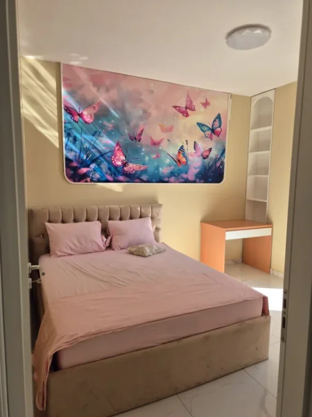 Tirane, jepet me qera apartament 2+1 Kati 5, 85 m² 500 € 