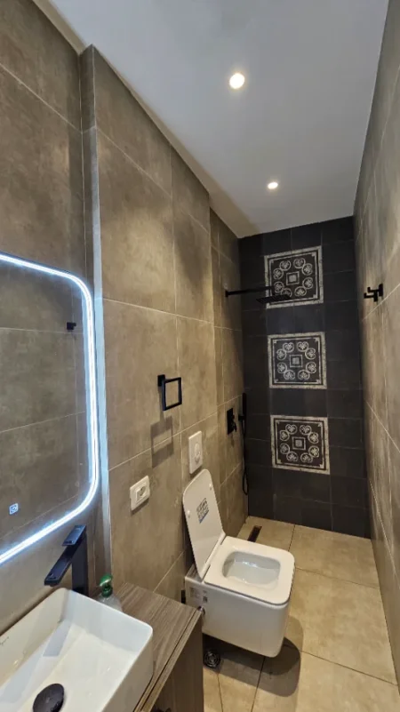 Vlore, shitet garsonier 1+1+Ballkon Kati 0, 41 m² 158.000 € (Dhermi)